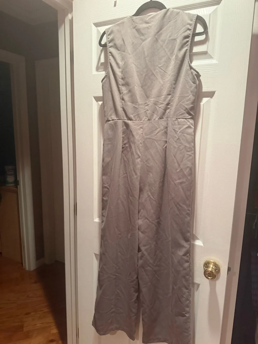 ❌SOLD❌SHEIN Olive Green Sleeveless Button-Front Wide-Leg Jumpsuit - Picture 5 of 6